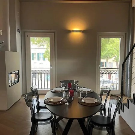 Moderno Attico Centro Storico *